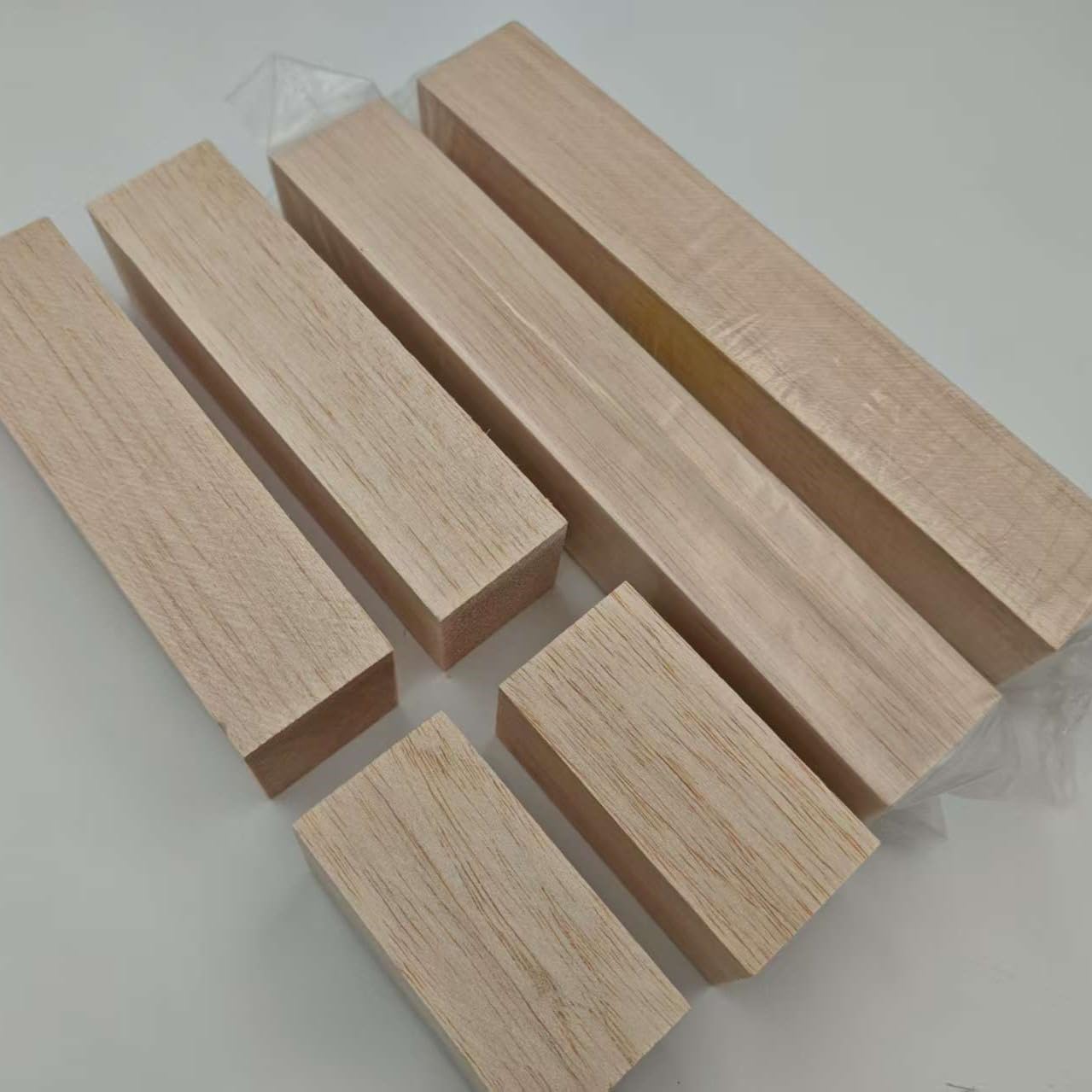 Amazon.co.jp: 永卓木材 バルサ材 角材 100mm/150mm/200mm/300mm長